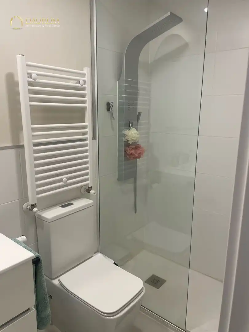 Baño de Piso en venta en Madrid con Aire acondicionado, Calefacción y Terraza