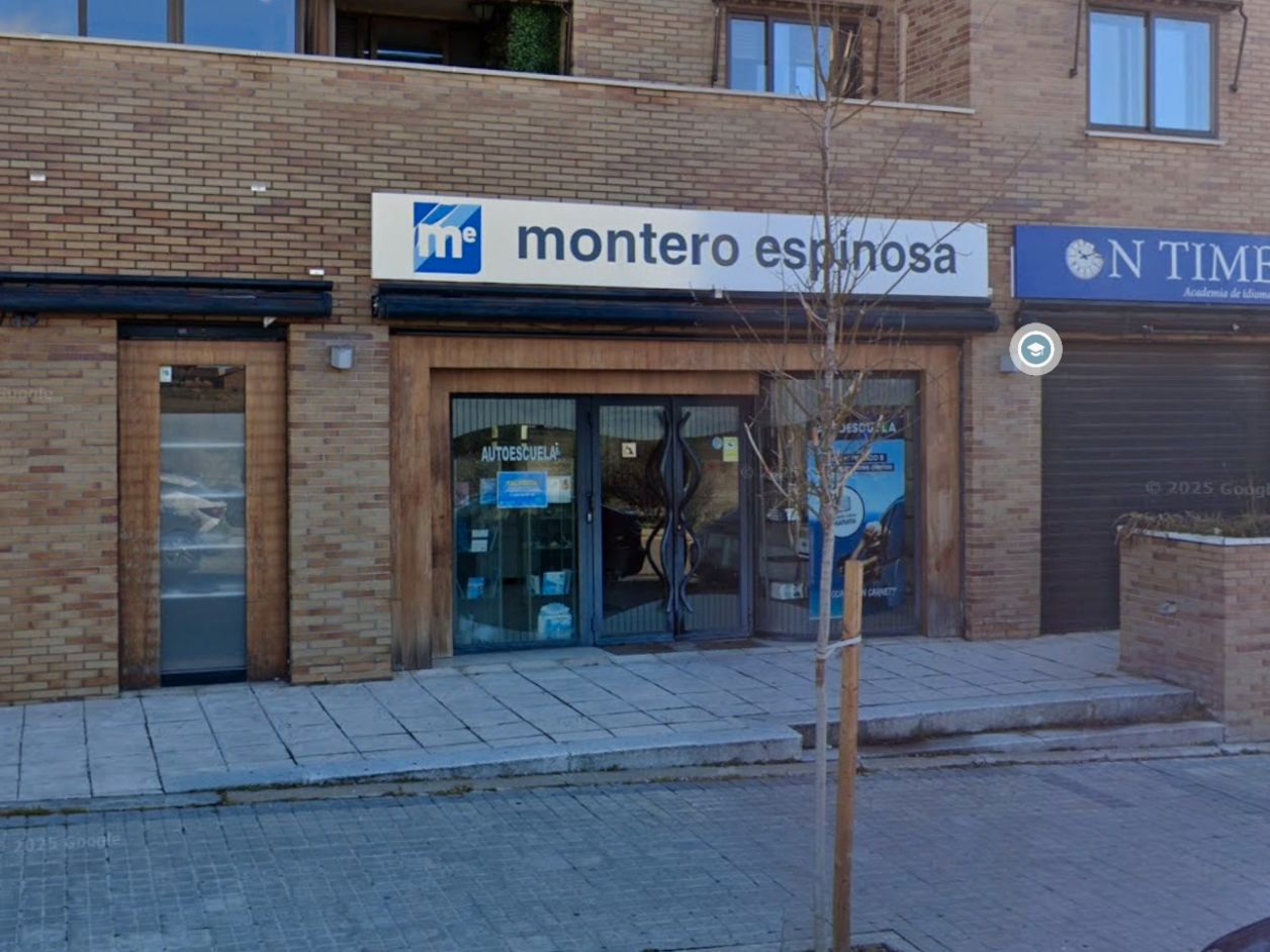 Vista exterior de Local en venda en Valdemoro