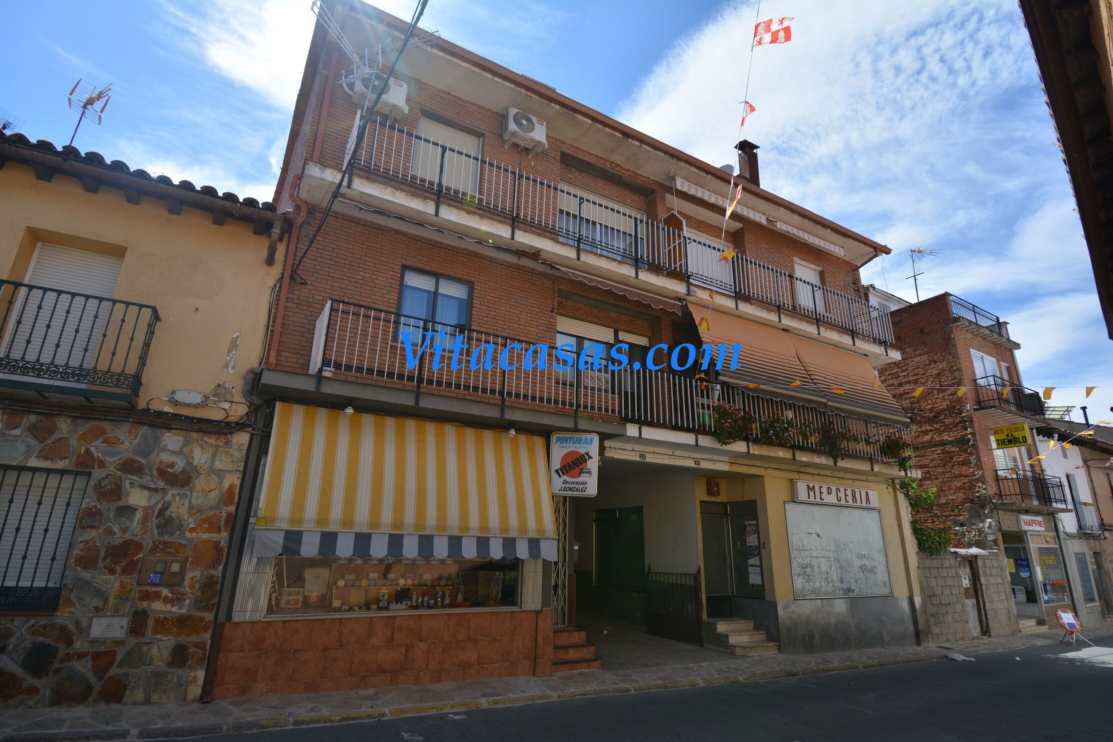 Exterior view of Flat for sale in El Tiemblo   with Heating, Parquet flooring and Terrace