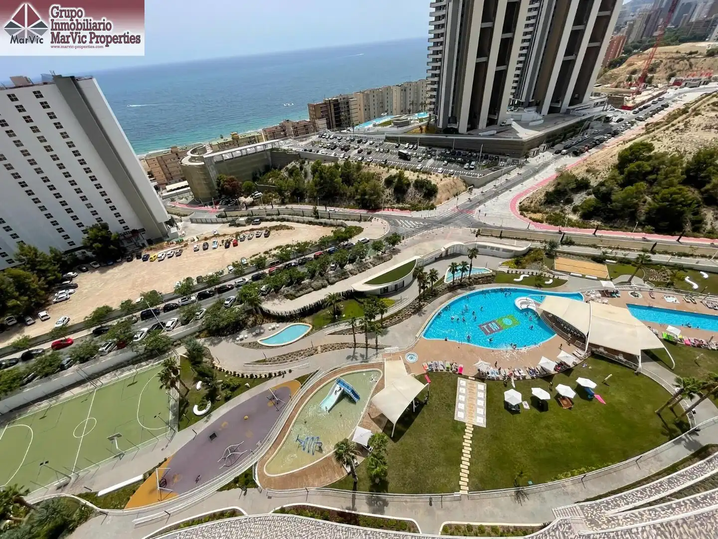 Außenansicht von Wohnung zum Verkauf in Benidorm mit Terrasse, Möbliert und Gemeinschaftspool