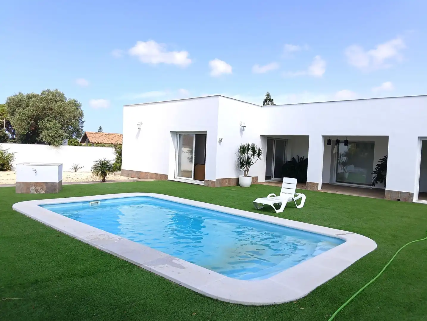 Piscina de Casa o xalet en venda en Conil de la Frontera