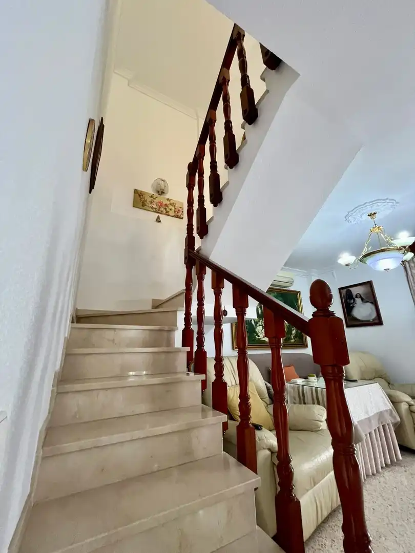 Houses for sale in Castilleja de la Cuesta  with Air Conditioner, Heating and Terrace