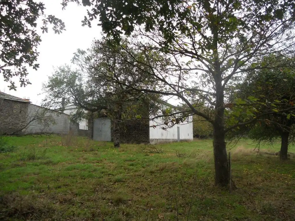 Casa o xalet en venda en Portomarín amb Moblat