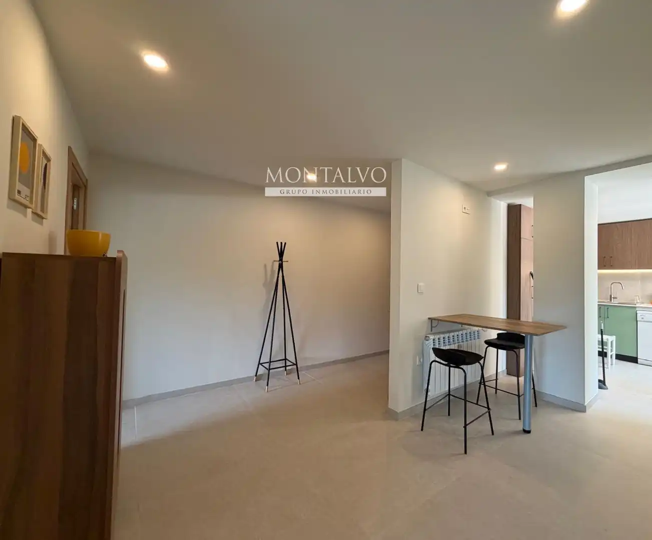 Piso de alquiler en Granada con Lavadora, Microondas y TV