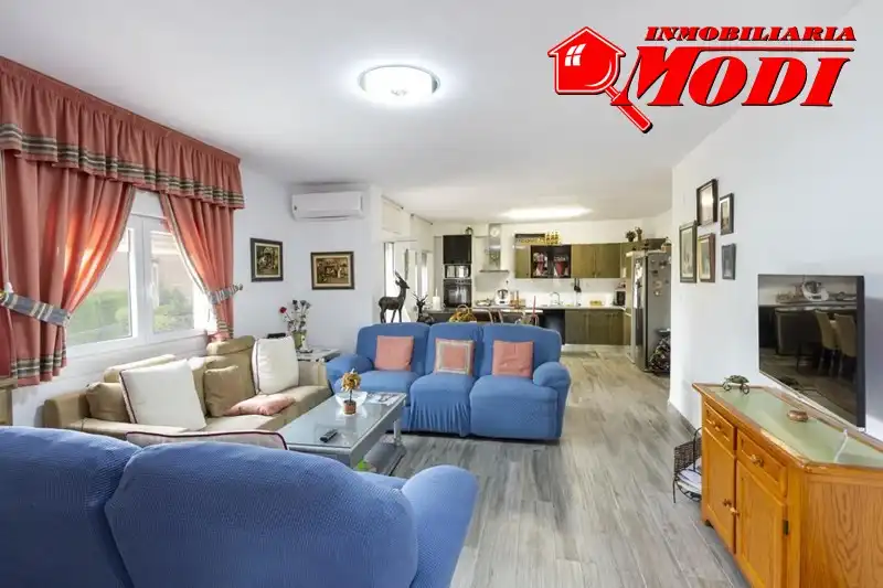Casa con jardín en venta en Padul, imagen 2
