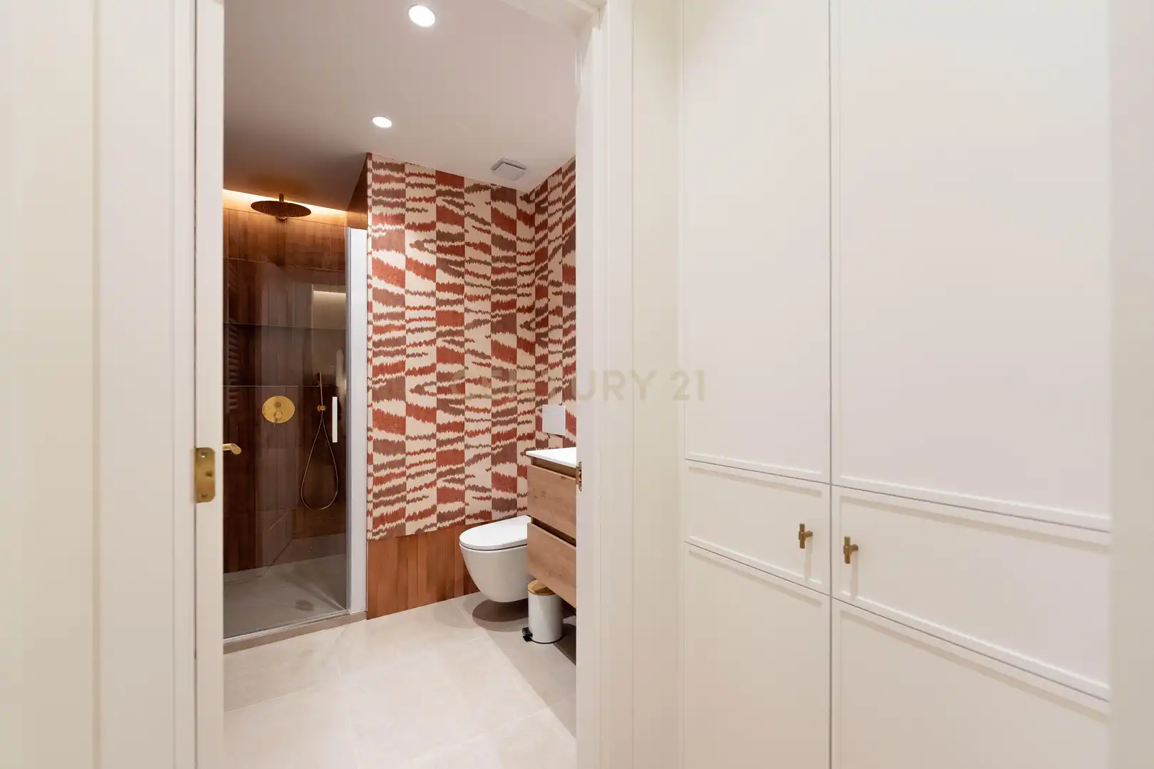Apartamento en venta en Calle de Padilla, 39, Madrid, Spain, 39, Lista