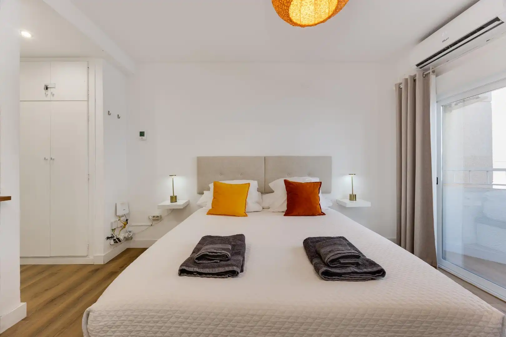 Bedroom of Study for sale in Torrevieja  with Air Conditioner, Terrace and Balcony