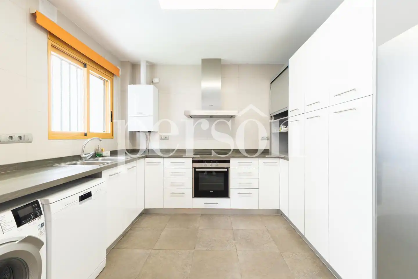 Flat with terrace to rent in Extramurs, imagen 8