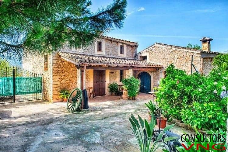 Exterior view of Country house for sale in Sant Llorenç des Cardassar  with Heating, Terrace and Storage room