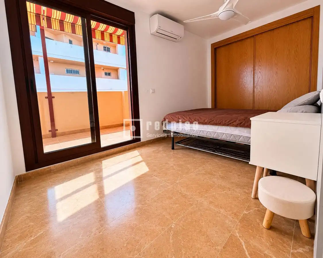 Dormitori de Àtic en venda en Torremolinos amb Aire condicionat, Terrassa i Piscina