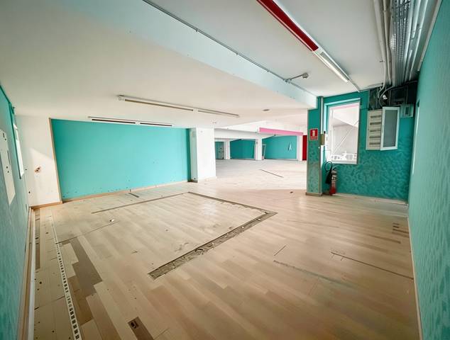 Local comercial en Alquiler en Rambla Rambla Marina en Bellvitge