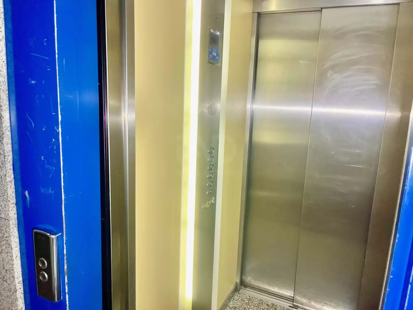 Wohnung zum Verkauf in Torreblanca mit Klimaanlage, Heizung und Schwimmbad