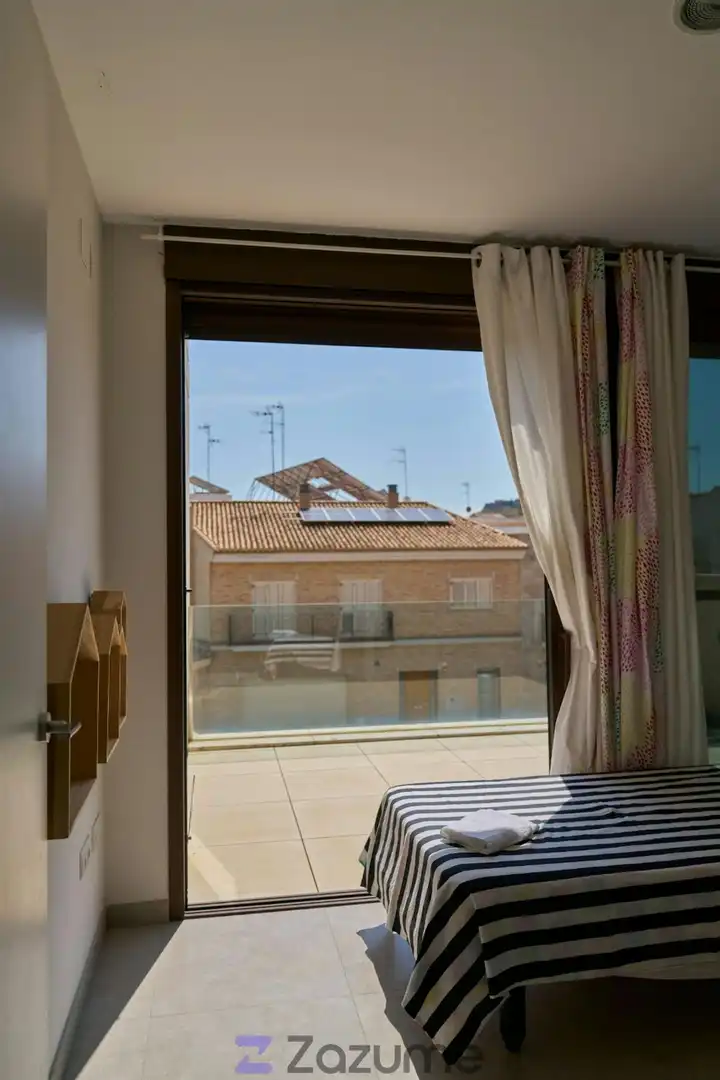 Reihenhaus mit Terrasse zur Miete in Carrer Camí de la Rosana, imagen 2
