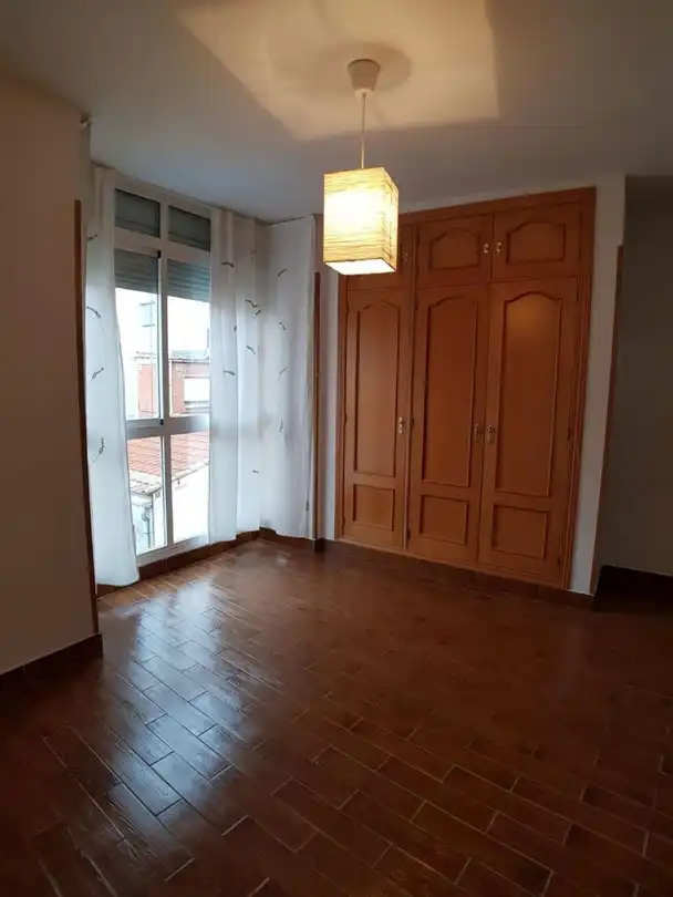 Schlafzimmer von Wohnung zur Miete in Madrid mit Heizung, Privatgarten und Terrasse