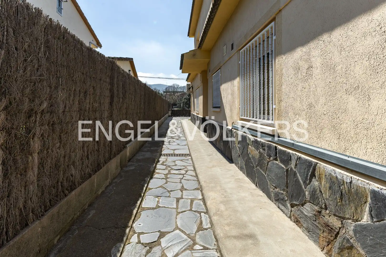 Exterior view of Houses for sale in Sant Fost de Campsentelles  with Air Conditioner, Heating and Private garden