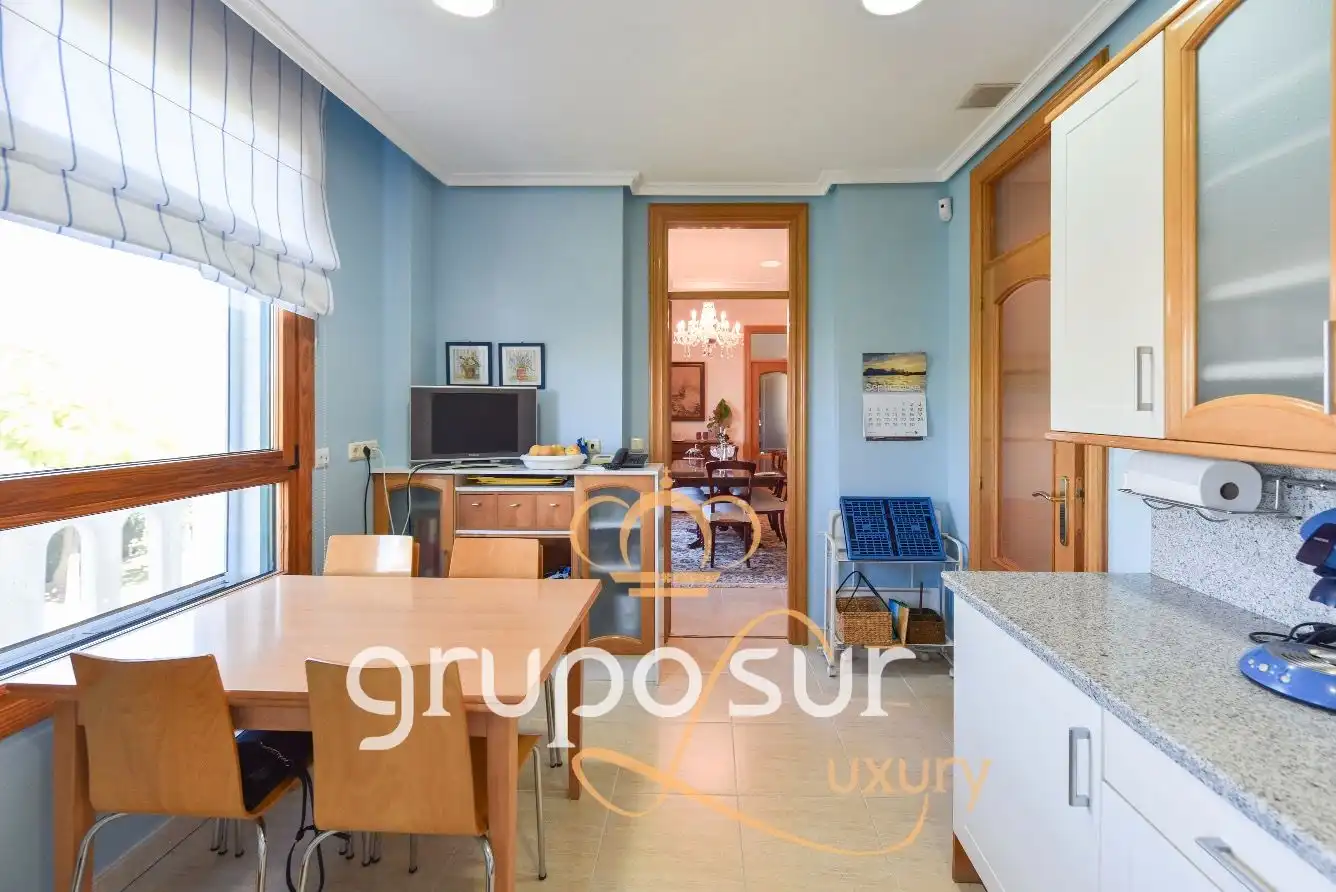 Casa o xalet en venda a Calle de la Fuente del Berrocal, 1, El Berrocal