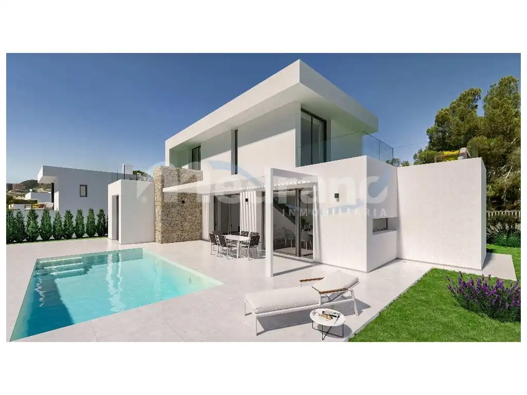 Casa amb piscina en venda a Golf Bahía