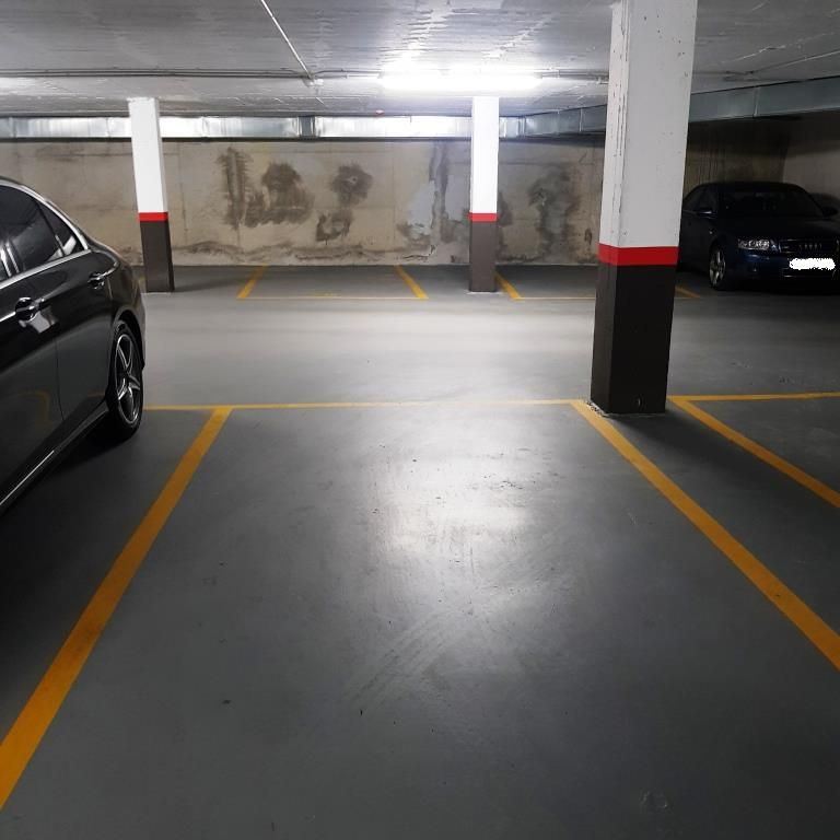 Parkplatz von Garage miete in Barbadás