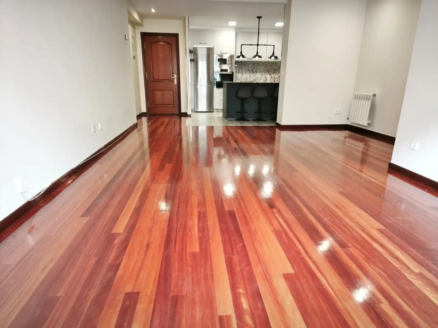 Piso de alquiler en Vigo  con Calefacción, Parquet y Horno