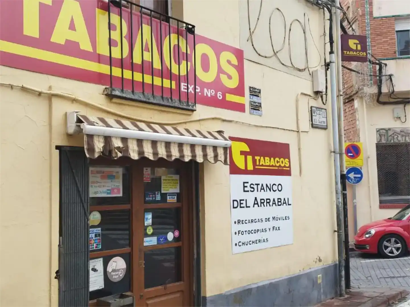 Casa adosada en venda en Teruel amb Moblat i Balcó