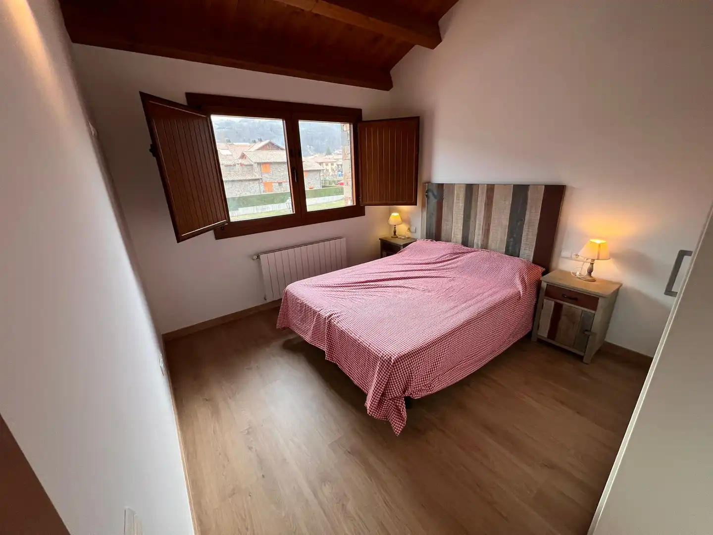 Habitación de Casa adosada en venta en Llanars con Calefacción, Jardín privado y Parquet