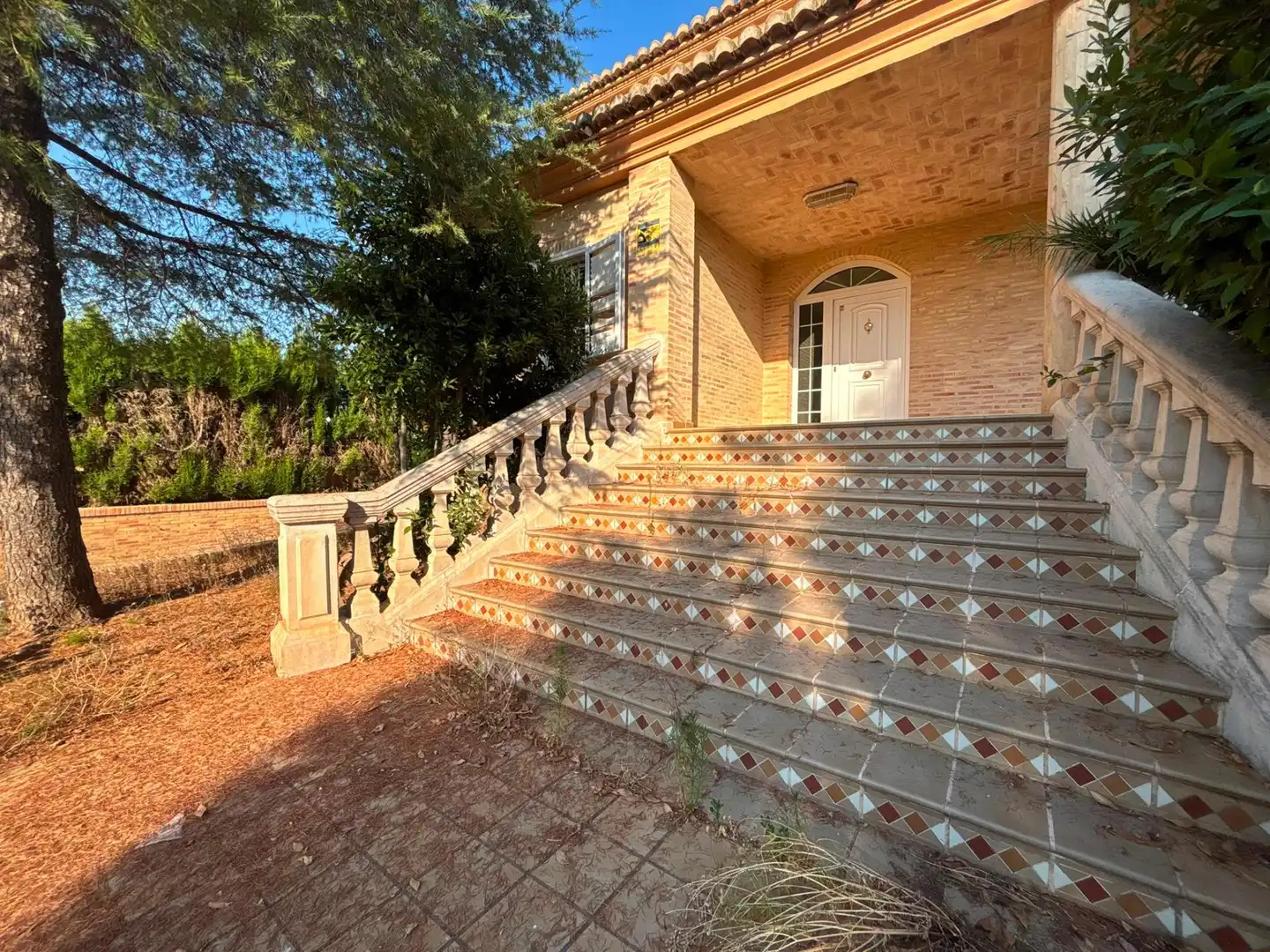 Vista exterior de Casa o xalet en venda en Torrent amb Aire condicionat i Piscina