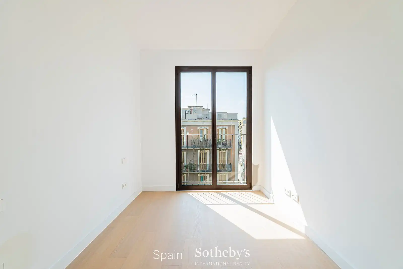 Dormitori de Àtic en venda en Barcelona amb Aire condicionat, Calefacció i Terrassa