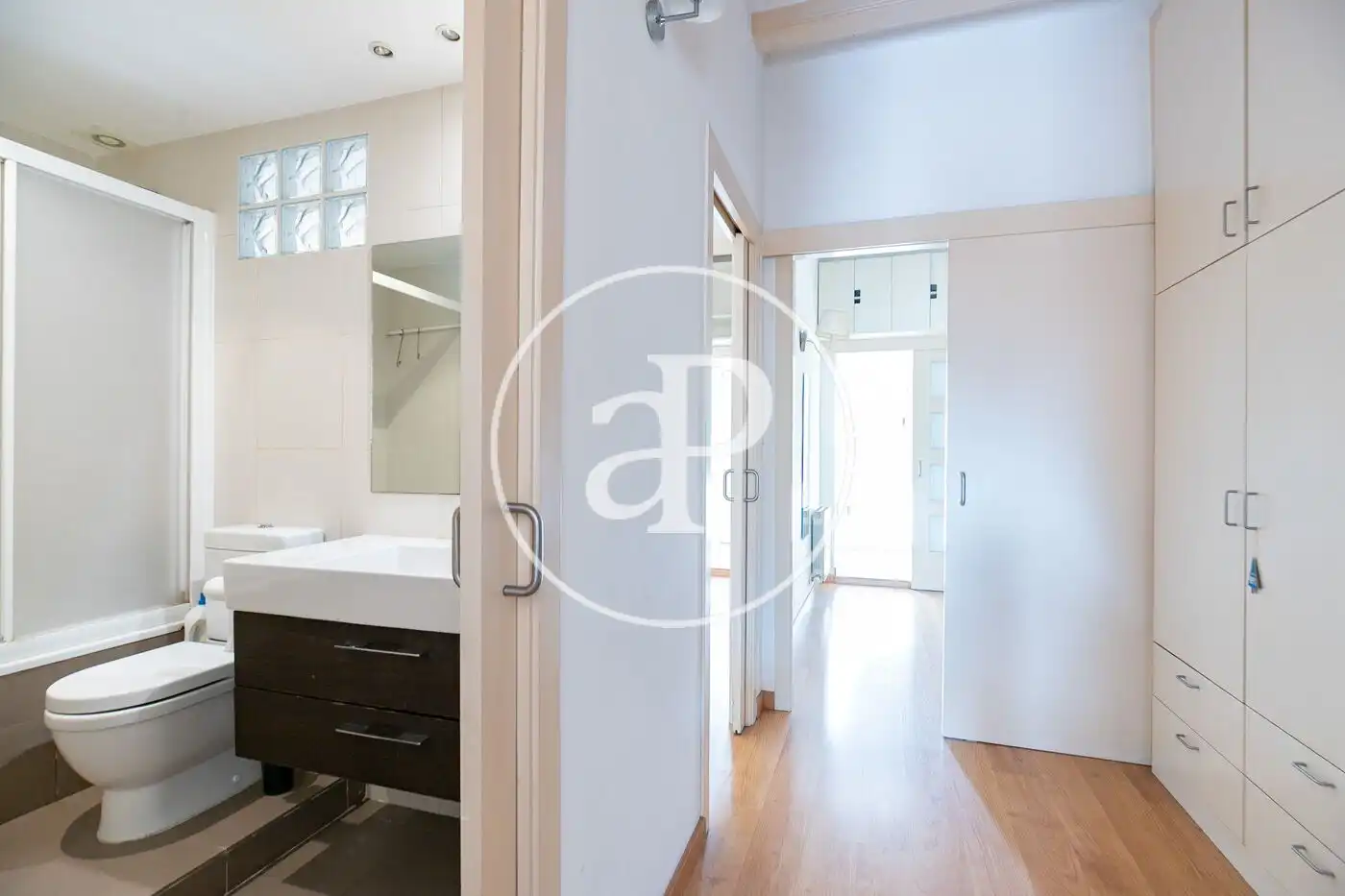 Attic for sale in Barcelona  with Heating and Balcony