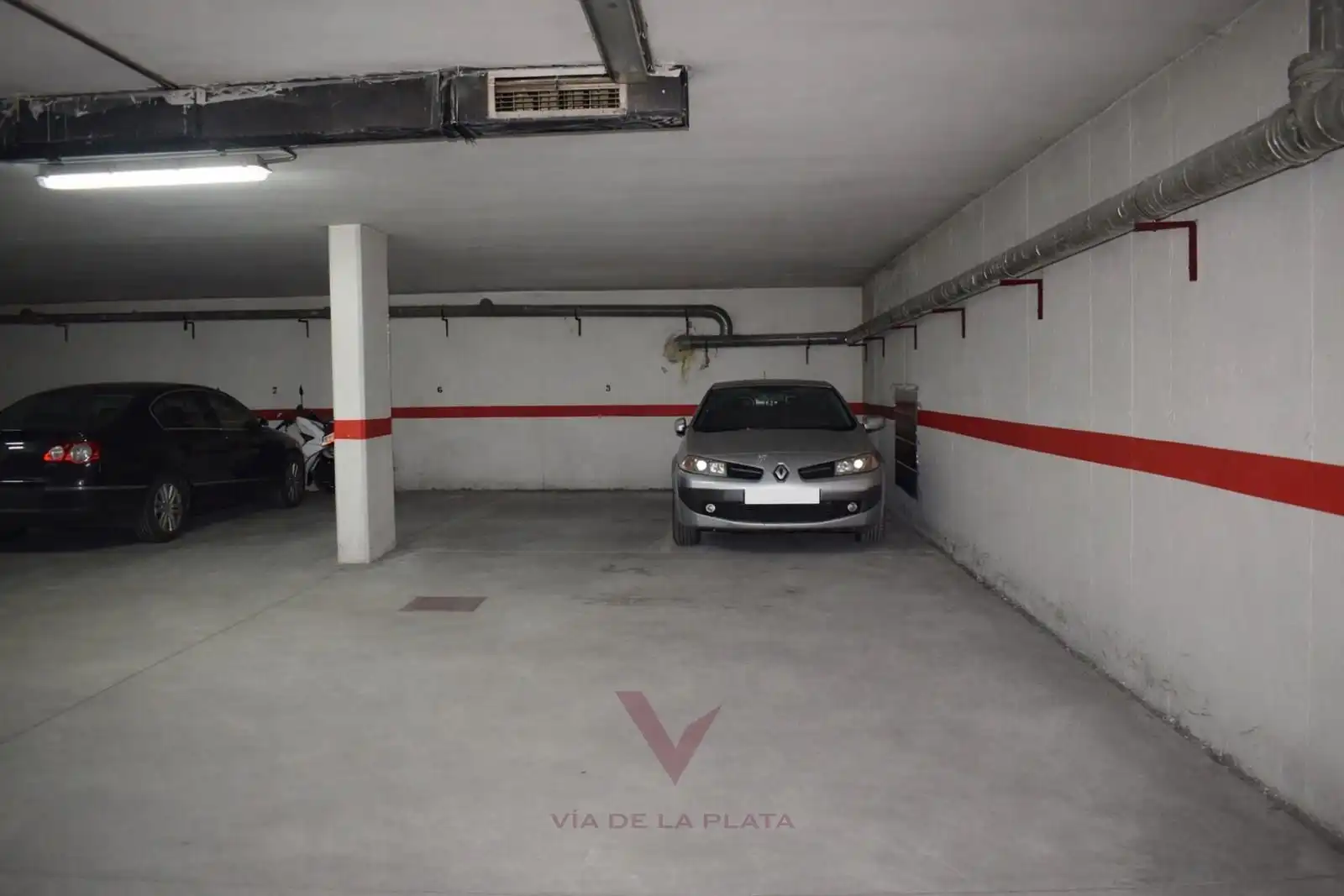 Parking de Ático en venta en Santa Marta de Tormes con Calefacción, Terraza y Piscina