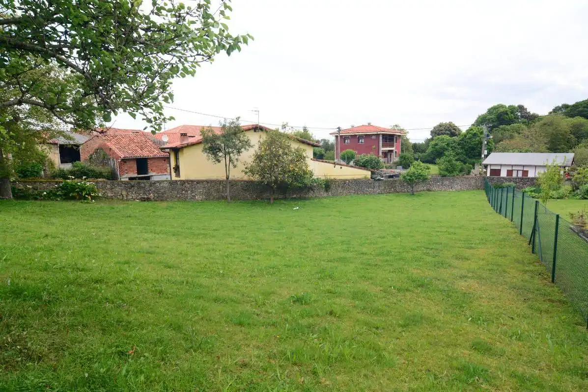 Residential for sale in Llanes