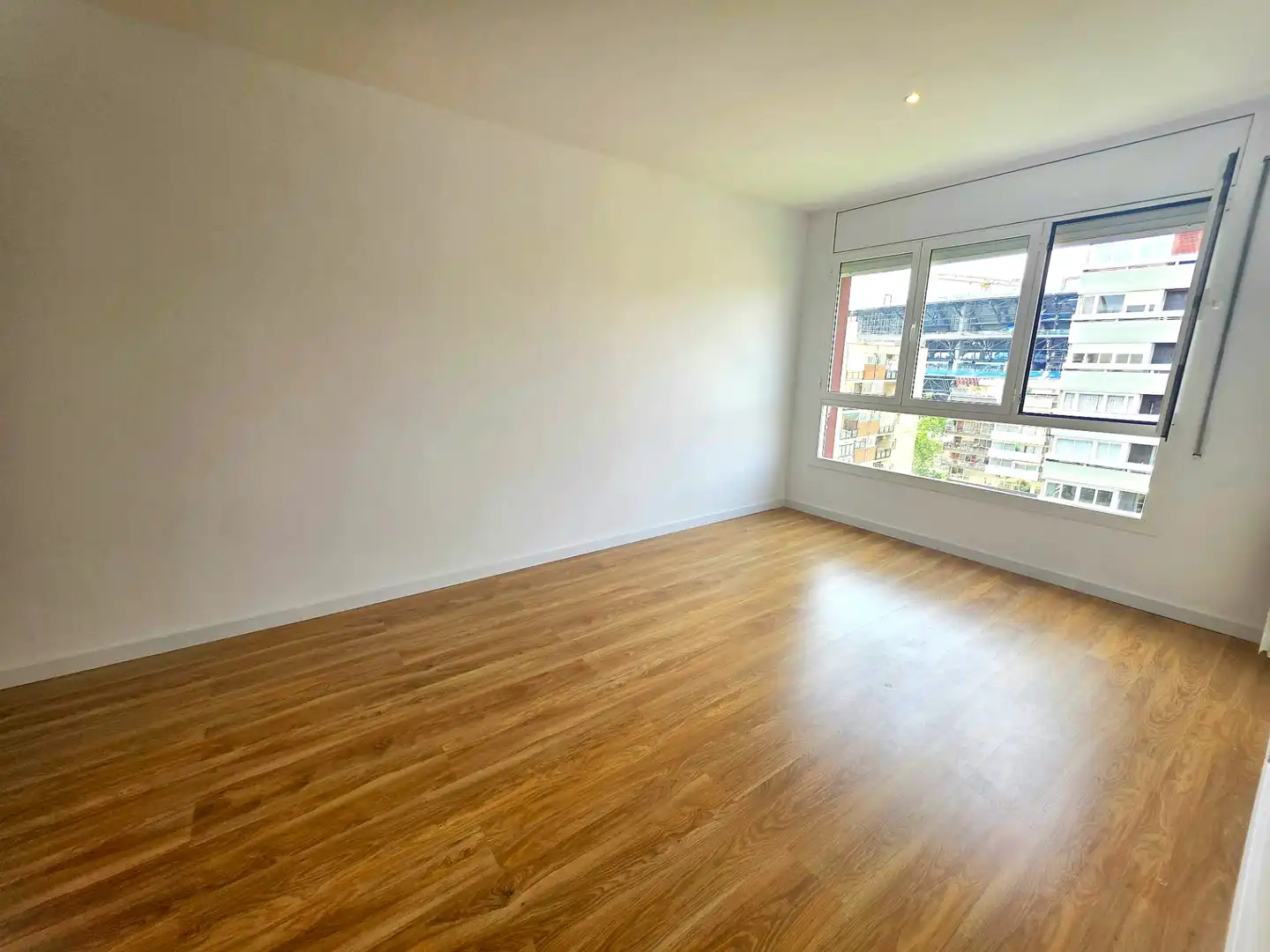 Wohnung zur Miete in Calle de Felipe de Paz, La Maternitat i Sant Ramon