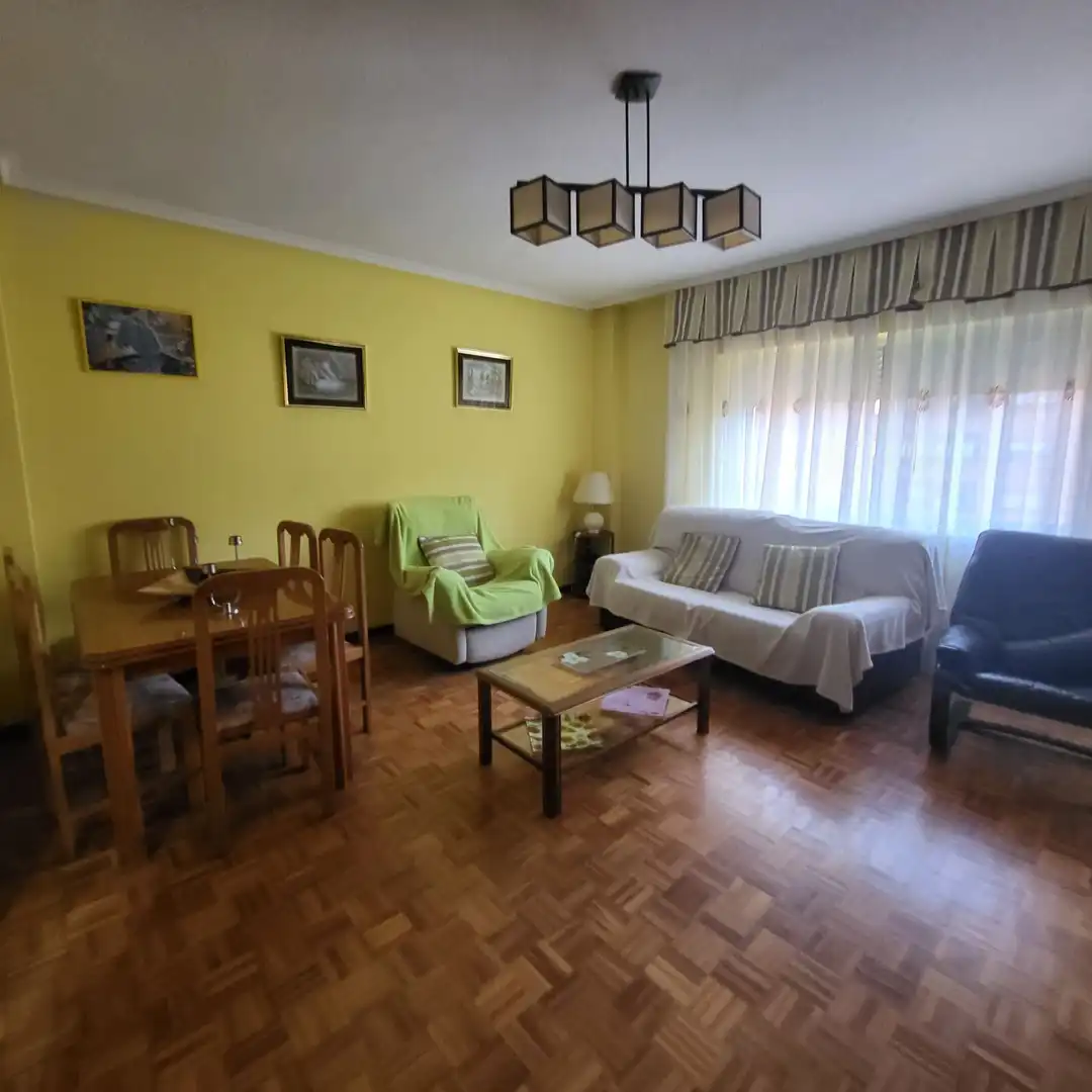Sala d'estar de Pis de lloguer en Ávila amb Calefacció, Terrassa i Traster