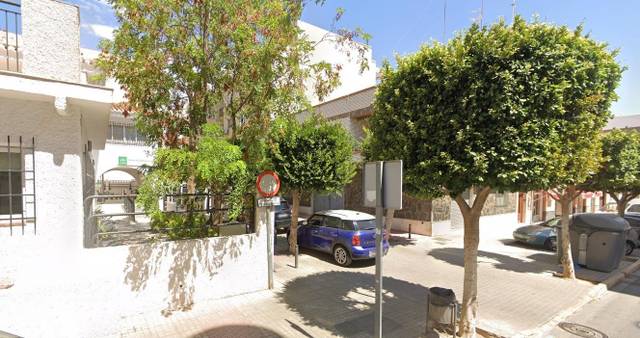 Local comercial en Alquiler en Calle de Cádiz en Ejido Sur