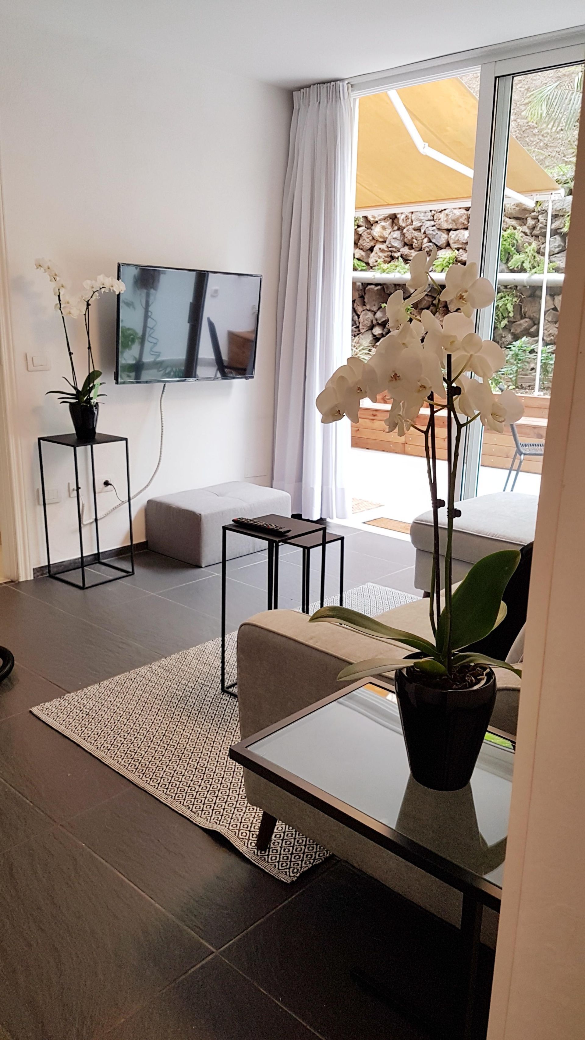 Living room of Apartment for sale in Puerto de la Cruz  with Terrace, Furnished and Community pool