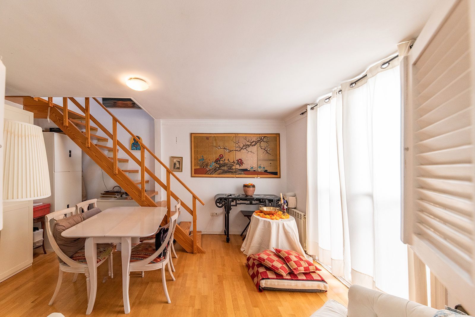 Sala d'estar de Dúplex en venda en  Madrid Capital amb Calefacció