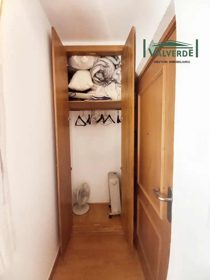 Bedroom of Study for rent in Granada  with Heating, Furnished and Washing machine