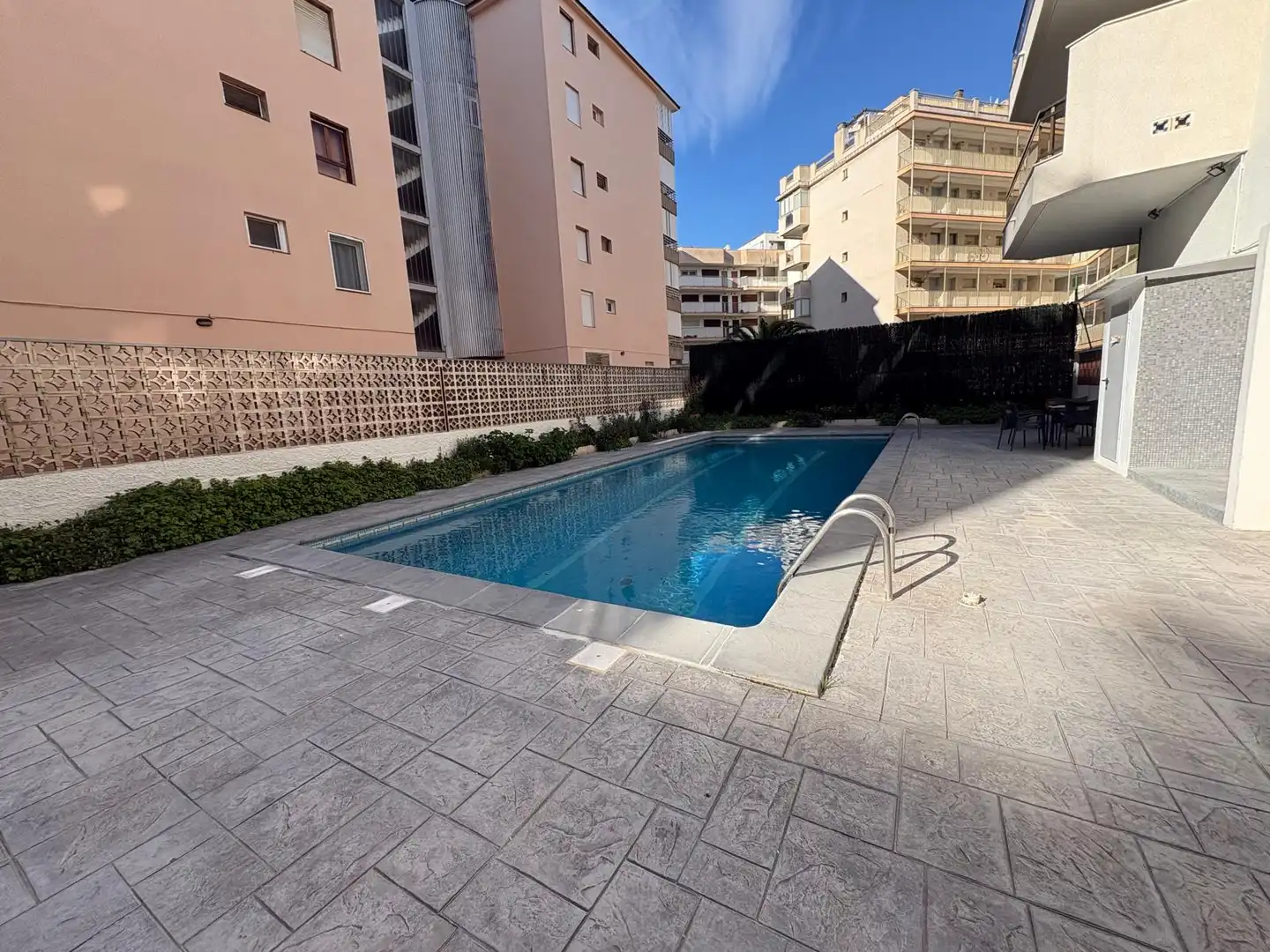 Piscina de Ático en venta en Salou con Aire acondicionado, Terraza y Trastero