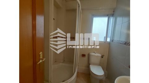 Foto 3 de Piso en venta en Diagonal, Avenida de Abril - 9 de Octubre, Sagunto / Sagunt