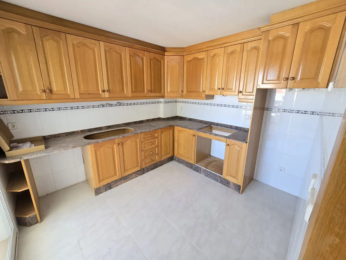 Cocina de Casa o chalet en venta en Jacarilla con Jardín privado, Piscina y Amueblado