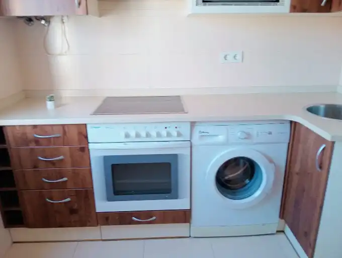 Cuina de Pis en venda en Santander amb Forn