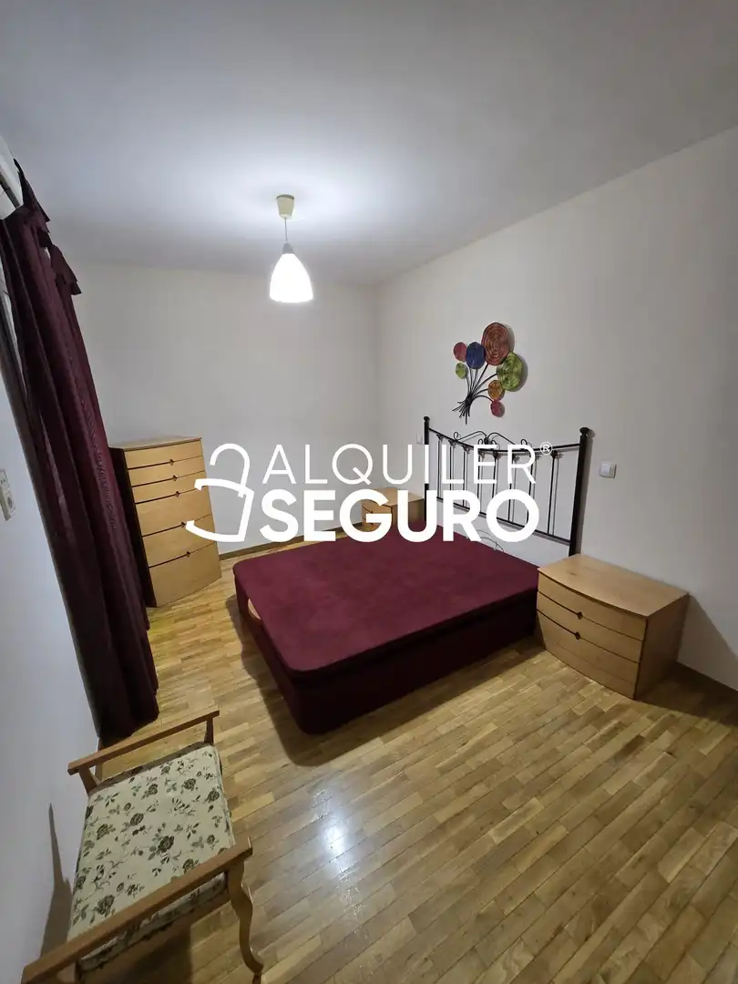 Bedroom of Flat for rent in Alcalá de Henares  with Air Conditioner, Heating and Terrace