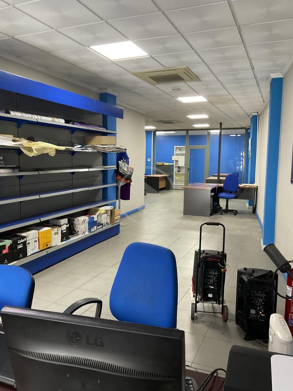 Local en venda en Linares