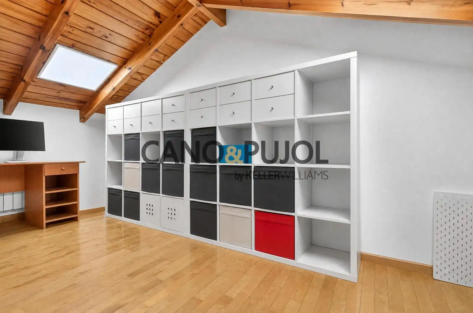 Ático en venta en Rubí con Aire acondicionado, Calefacción y Jardín privado