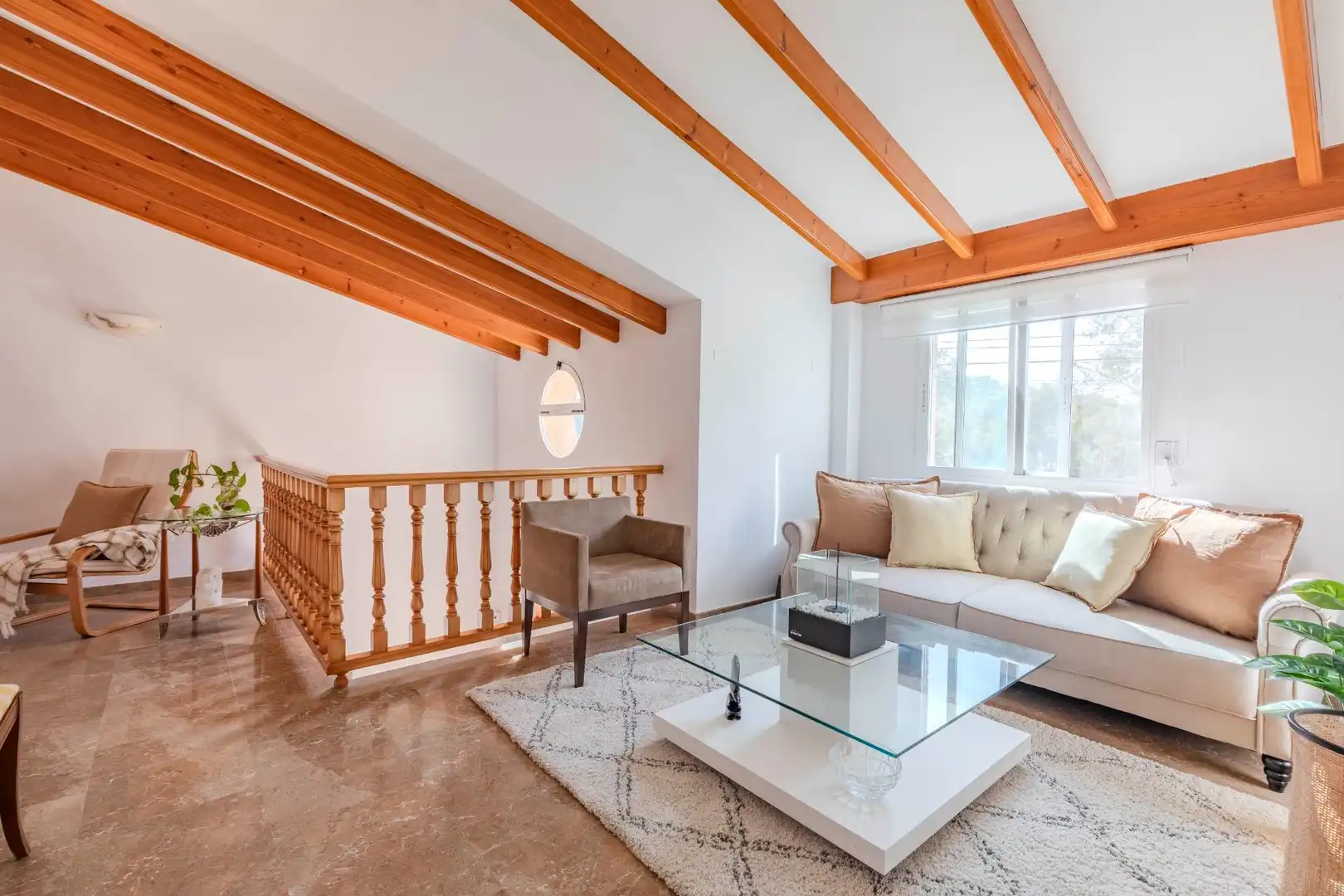 Sala de estar de Casa o chalet en venta en L'Eliana con Calefacción y Terraza