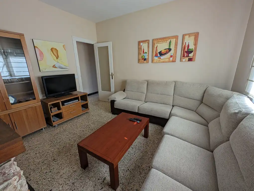 Sala d'estar de Casa o xalet en venda en Arens de Lledó amb Jardí privat, Moblat i Balcó