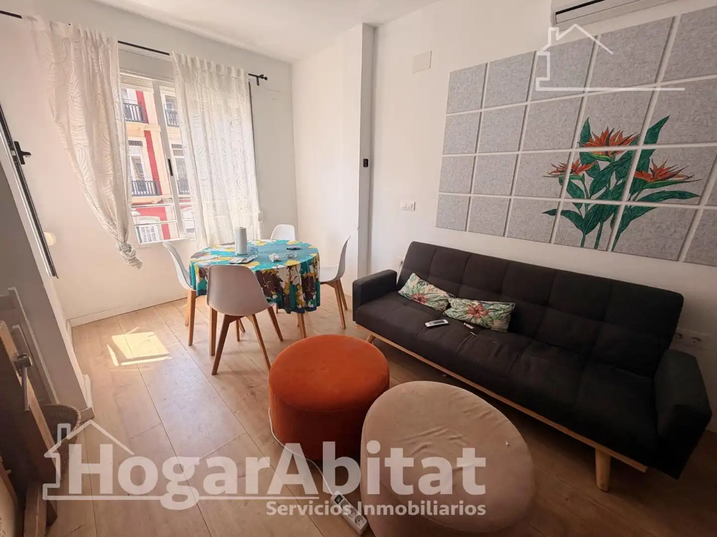 Bedroom of Flat for sale in Valencia  with Air Conditioner, Heating and Parquet flooring