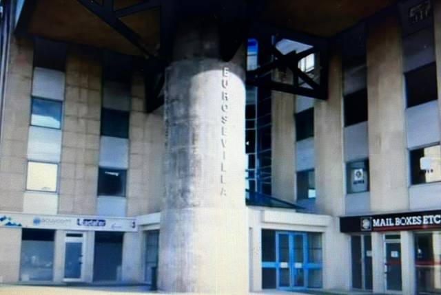 Garaje en Venta en Urbadiez - Entrepuentes