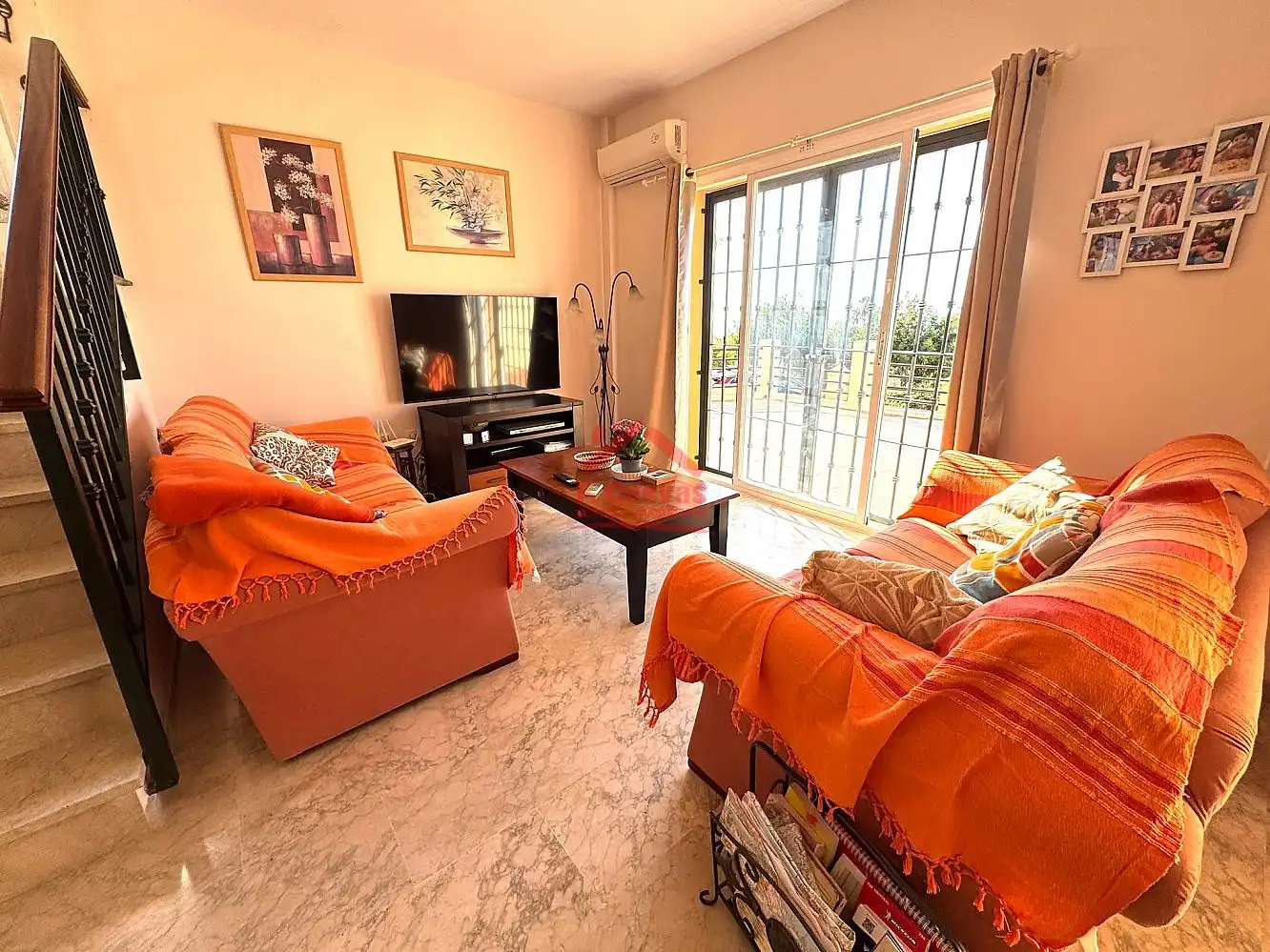 Living room of Houses for sale in Chilches