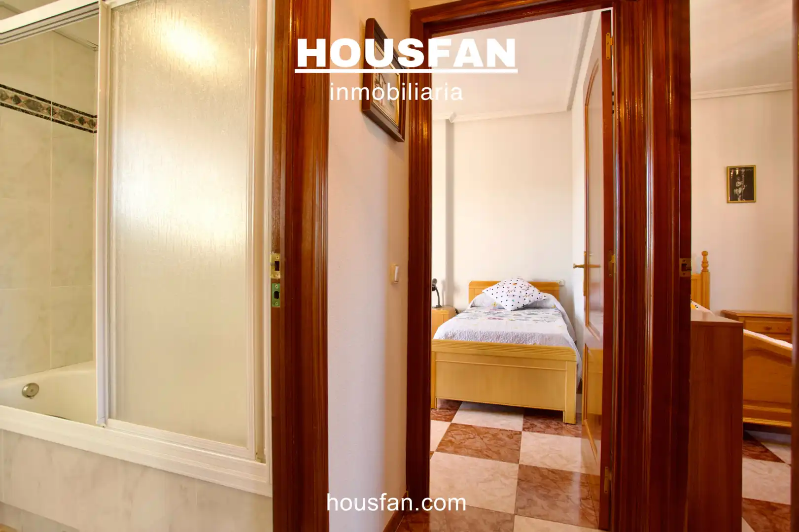 Bedroom of Houses for sale in Cáceres  with Air Conditioner, Heating and Private garden