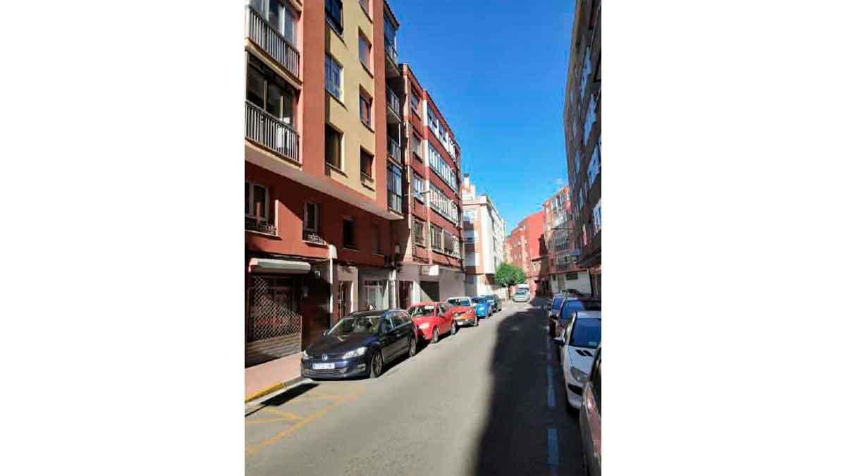 Vista exterior de Local en venta en Valladolid Capital